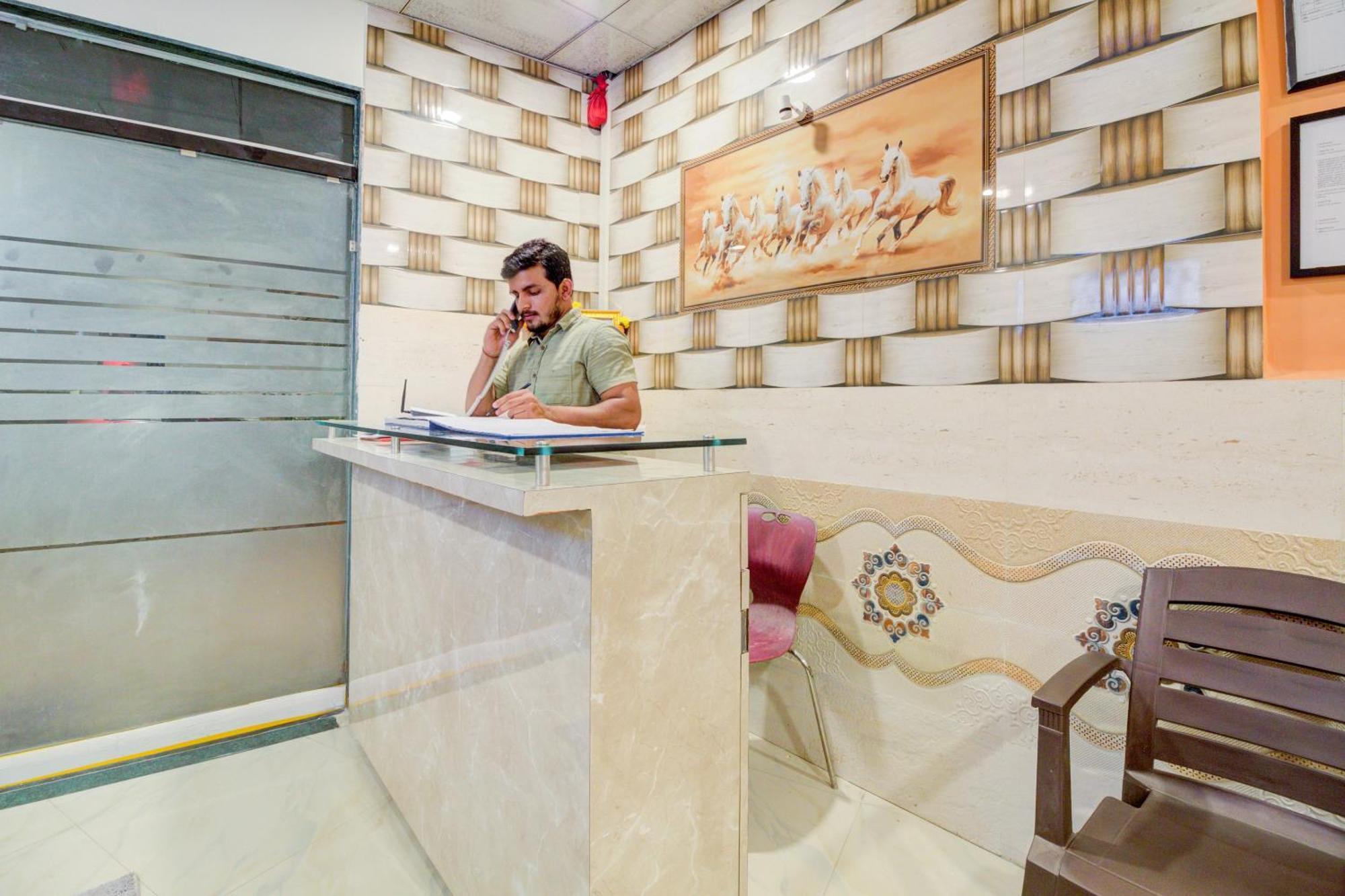 Hotel O Anjali Hotel Bombaj Zewnętrze zdjęcie